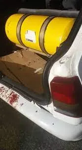 Veículo do homem que prestou socorro às vítimas do tiroteio