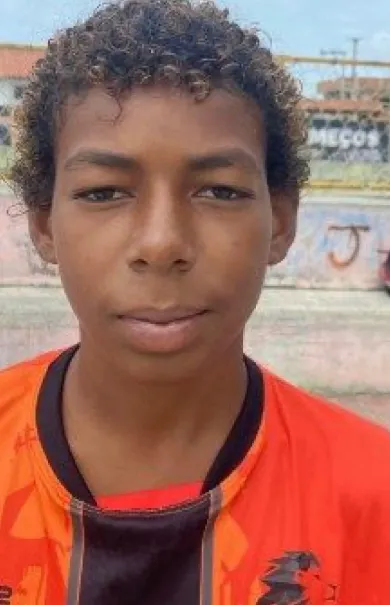 João Vitor de Souza Mesquita tinha 15 anos e não conseguiu ser transferido para um hospital mesmo após decisão judicial
