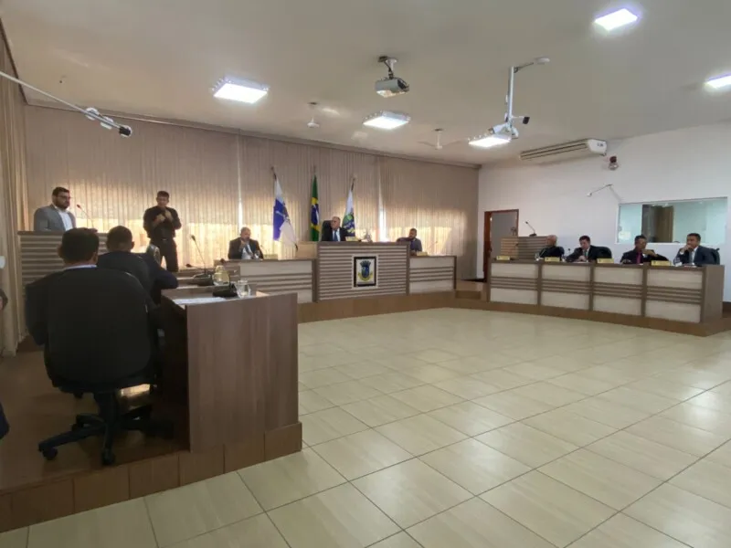 O Projeto de Lei que propõe o valor de R$ 2,50 para a passagem do novo transporte municipal foi aprovado nesta terça-feira (02