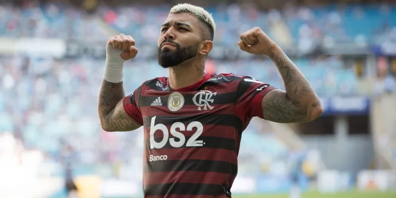 Atacante Gabigol, de 25 anos