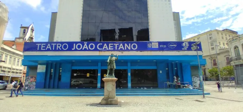 Teatro João Caetano receberá atores universitários