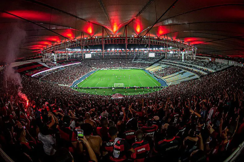 Torcida do Flamengo em Maracanã lotado