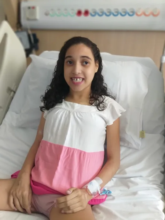 Yasmin é uma criança que lutou muito por sua vida