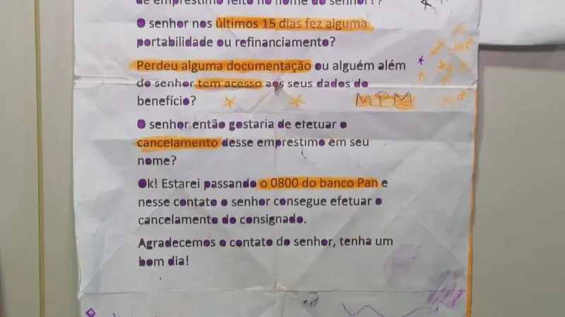 Atendentes tinham textos prontos para abordar os clientes