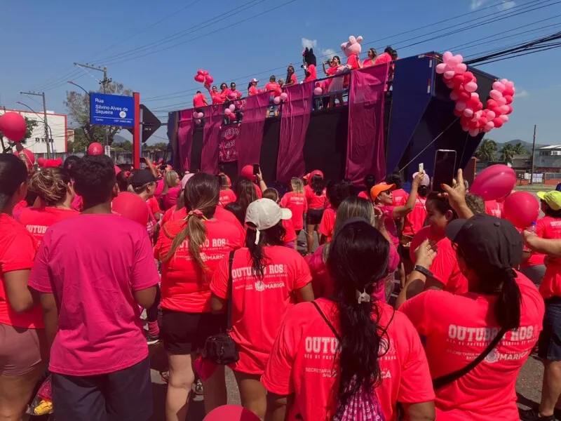 Cerca de 800 pessoas participaram do evento