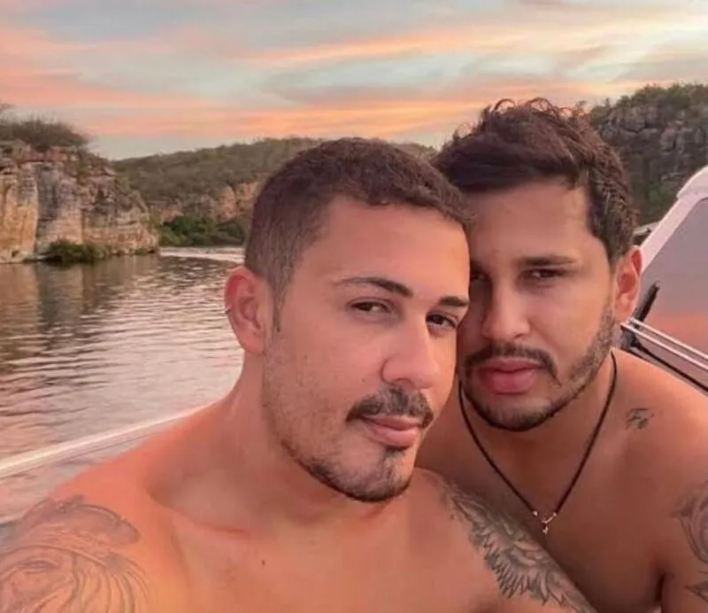 Os influenciadores, que somam mais de 35 milhões de seguidores no Instagram, utilizaram a plataforma para anunciar o fim do casamento