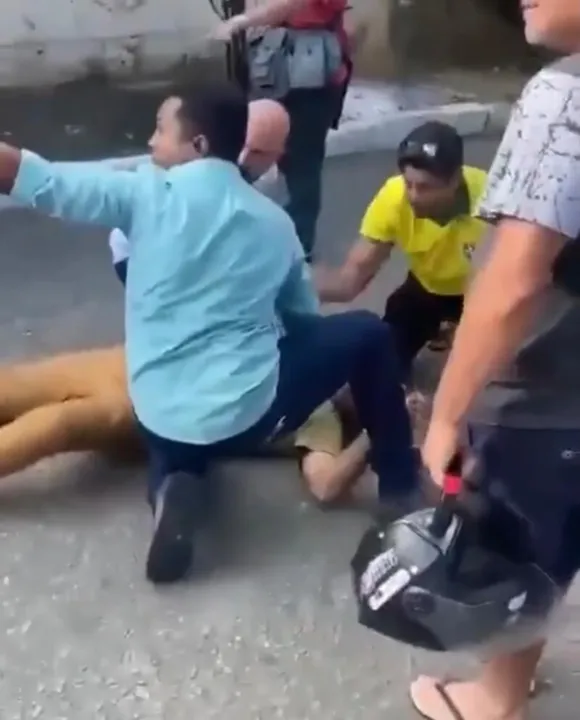 Vídeo mostra Rogério de Paula caído no chão, após ataque do bolsonarista, em Levi Gasparian