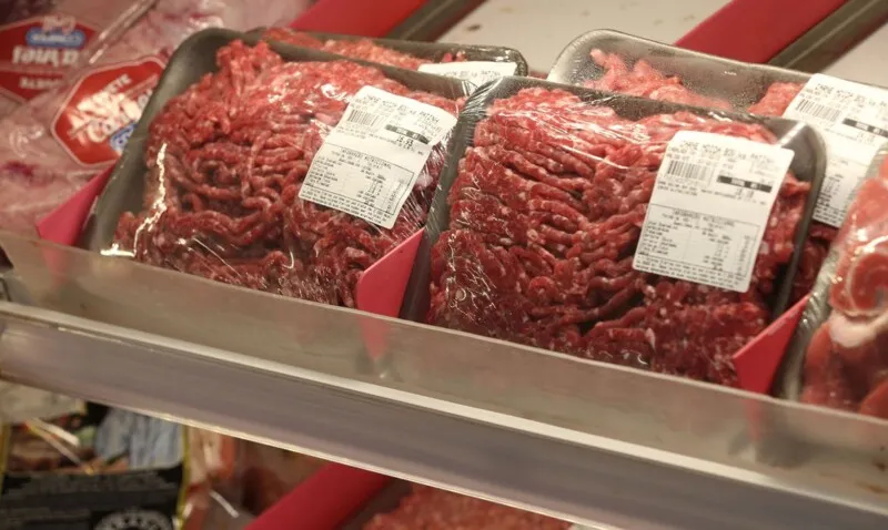 Por enquanto, medida não se aplica para supermercados e açougues que vendem direto ao consumidor