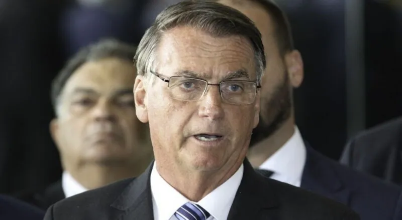 Bolsonaro afirmou em rede social que terroristas 'fogem à regra' das manifestações