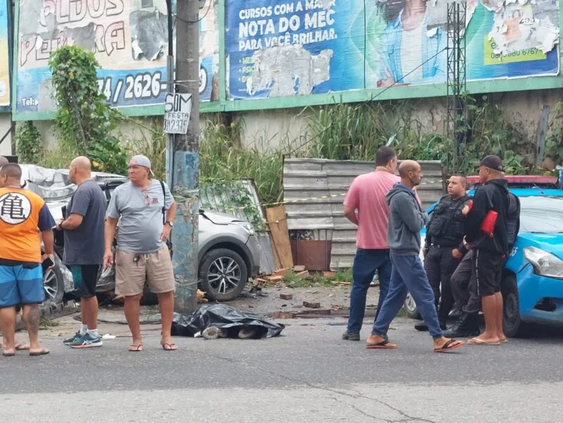 Acidente aconteceu às 4h40