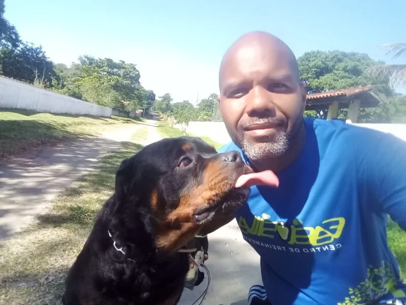 Marcos Aurélio Lima é adestrador de cães e foi vítima de injúria racial