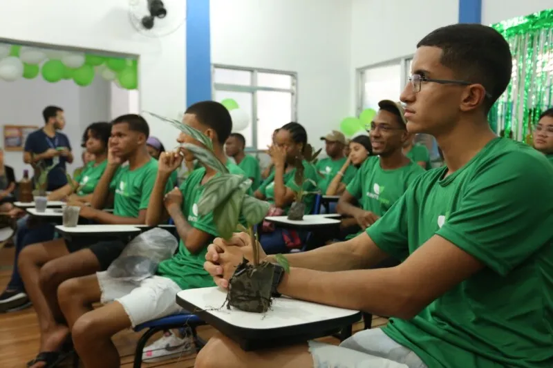 Podem se inscrever no programa os jovens de 16 a 24 anos que morem nas localidades dos NUPs