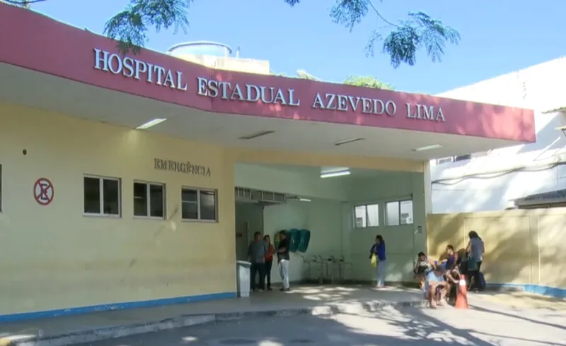 Ela foi levada ao Hospital Estadual Azevedo Lima