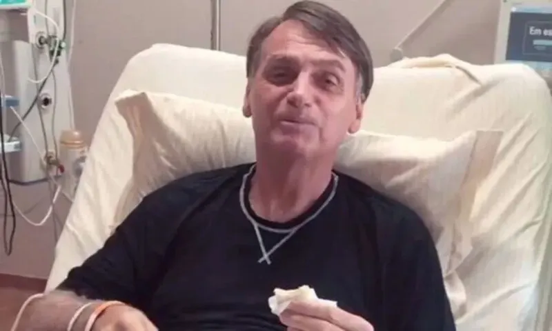 Bolsonaro é internado em hospital dos EUA