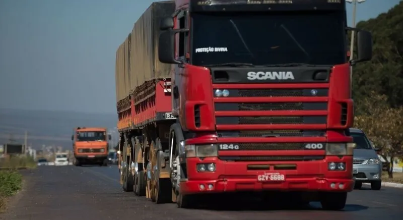 Os caminhoneiros que fizeram a autodeclaração até 28 de novembro poderão receber a sexta parcela