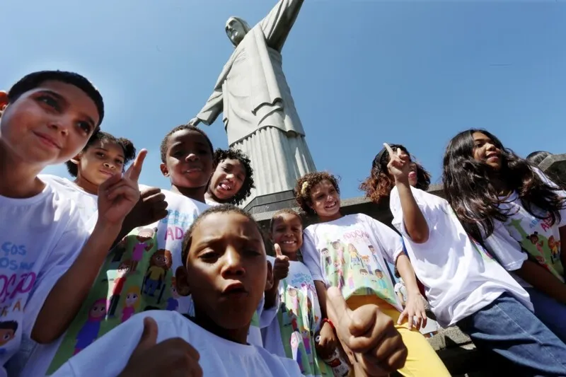 O objetivo da campanha é incentivar a chamada 'adoção tardia'