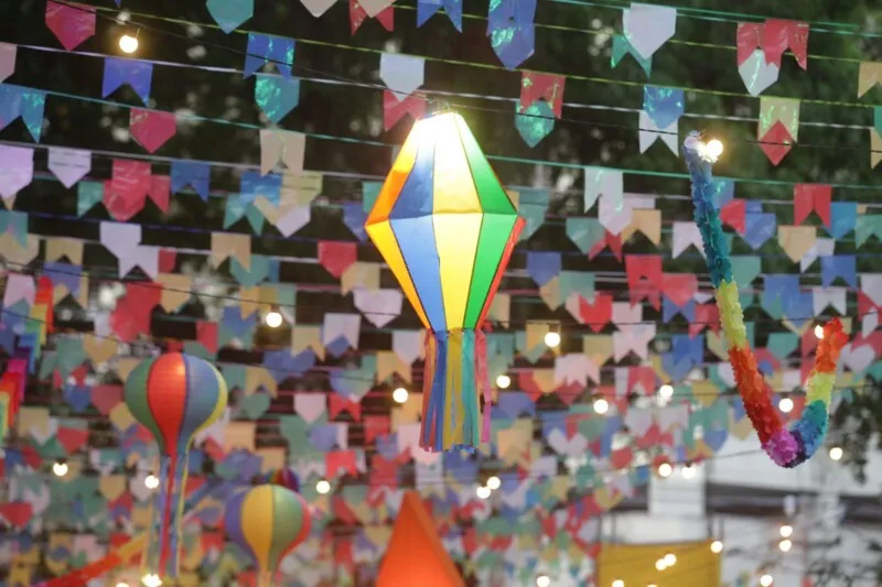 O evento, organizado pela Prefeitura de Niterói, é a primeira festa junina neste espaço público