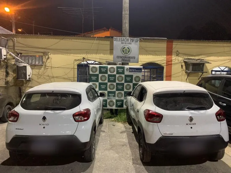 O proprietário de um ferro velho, situado no bairro Laranjal, faria parte de uma quadrilha de furtadores com a finalidade de clonar e vender peças de veículo da montadora Renault