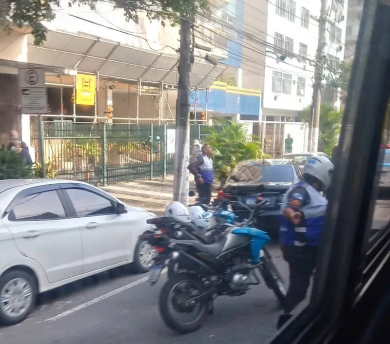 Agentes conseguiram recuperar veículo roubado