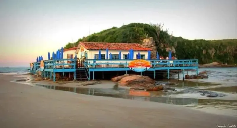 Cabana do Pescador está entre as estruturas a serem derrubadas conforme decisão judicial