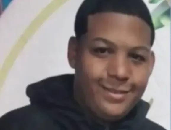 Cauã Neres tinha 17 anos