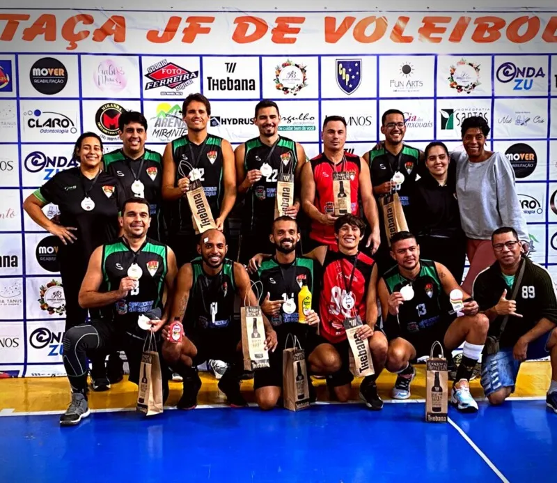 Cia do Vôlei após conquista da Taça JF