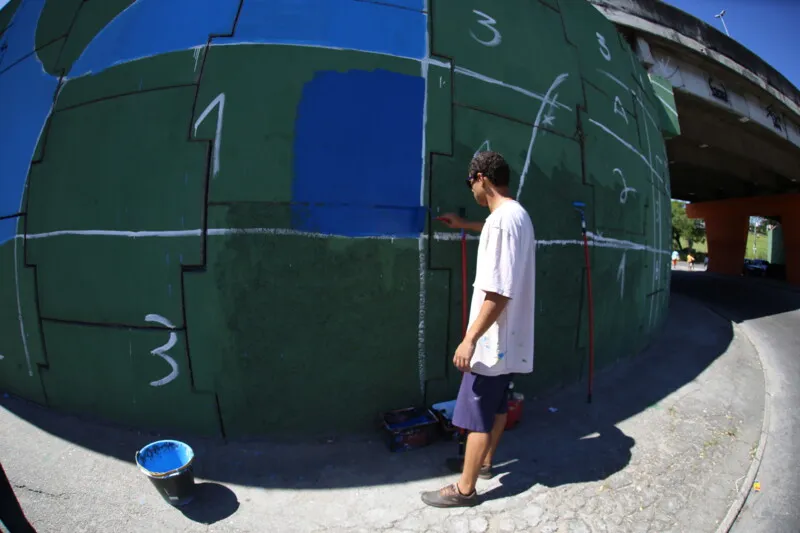 O trabalho está sob a curadoria do artista gonçalense Marcelo Eco
