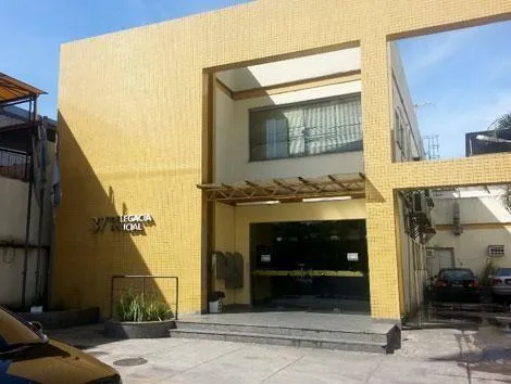 Na delegacia, ele foi reconhecido de forma pessoal inequivocamente pela vítima