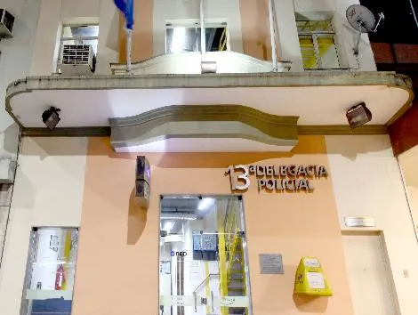 Acusada trabalha como garota de programa em Copacabana e tem uma anotação criminal pelo mesmo delito contra um cliente
