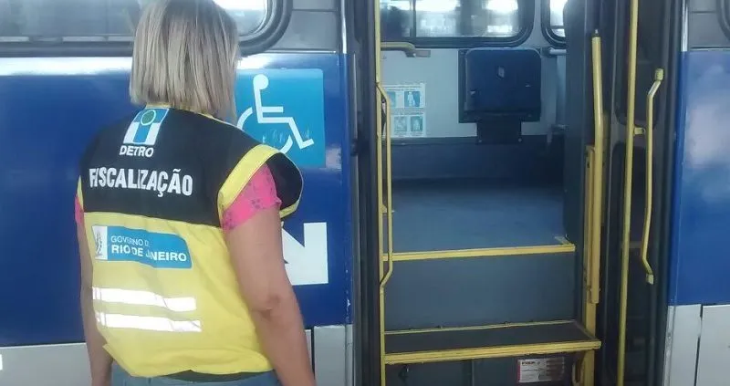 Todas as linhas podem ser embarcadas também na Ilha do Mocanguê como local de integração