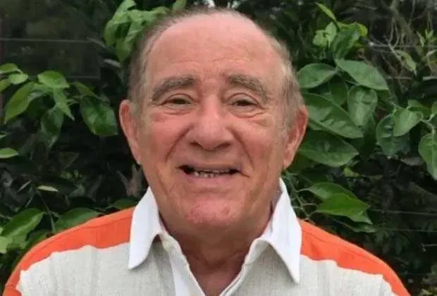 Aos 87 anos de idade, o comediante estava sob vigilância neurológica depois de ter sofrido um acidente isquêmico transitório (AIT)