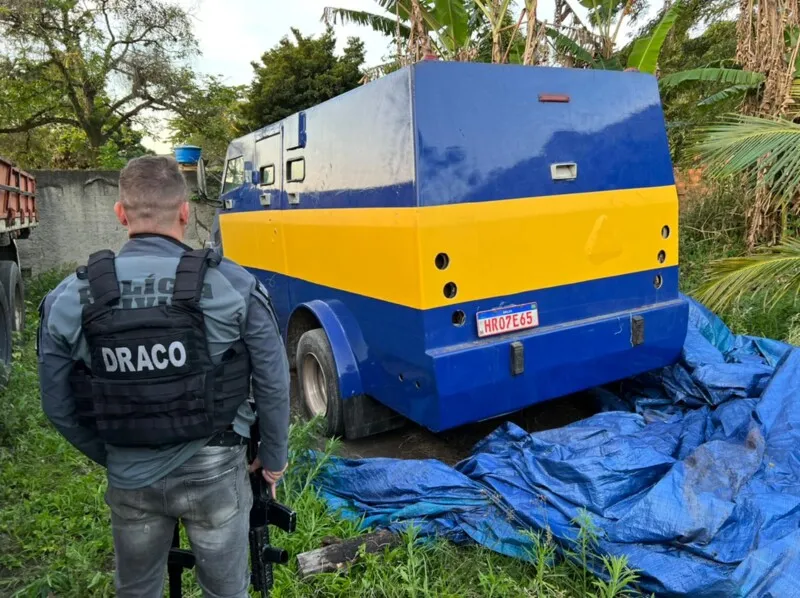 Carro-forte apreendido pela Draco