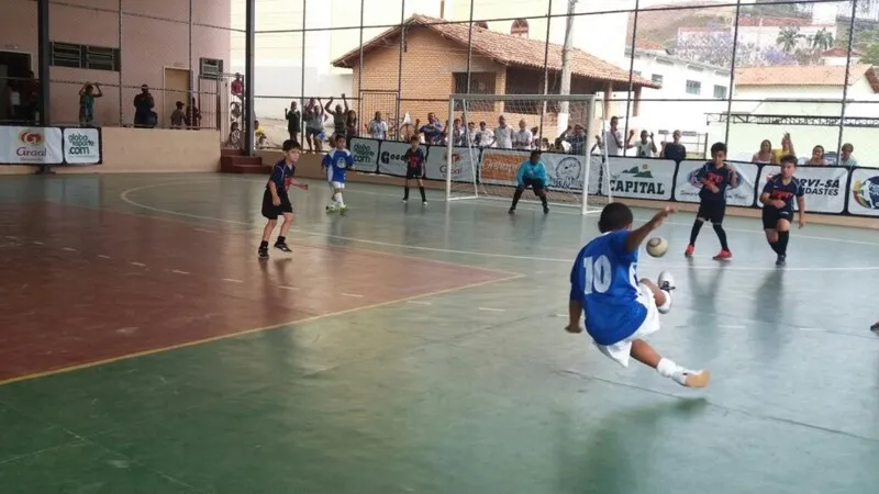 Campeonato foi suspenso em São Gonçalo por conta da chuva