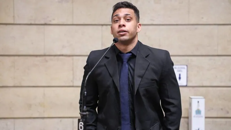 Gabriel Monteiro foi notificado pelo Conselho de Ética da Câmara