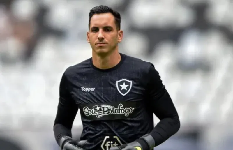 Lucas Perri é uma opção para a vaga no Botafogo