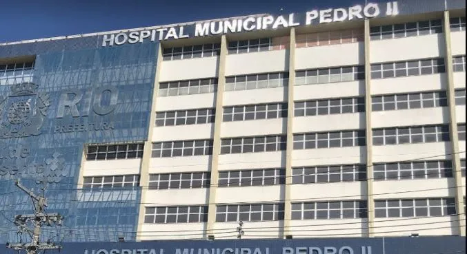 Vítima está internada; disparos podem ter vindo de conflito criminoso