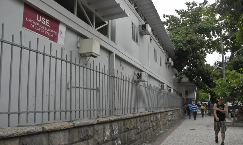 A vendedora de 35 anos deixou hoje (29) o Hospital Federal de Bonsucesso (HFB)