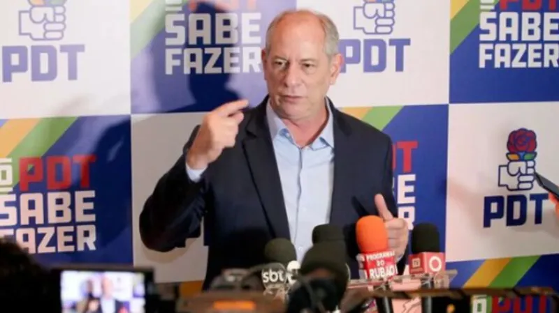 Ciro Gomes atacado por bolsonarista no Rio Grande do Sul O S o