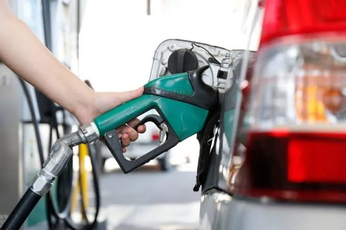 Preço da gasolina sobe pela quarta semana consecutiva