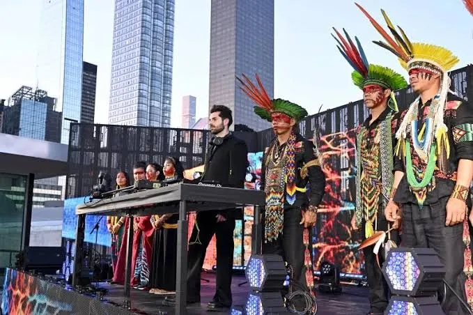 O intuito da presença do DJ e sua apresentação é incentivar o debate sobre mudanças climáticas