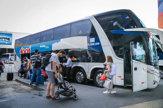 Passageiros devem procurar as centrais de atendimento das viações para remarcação das passagens sem custo