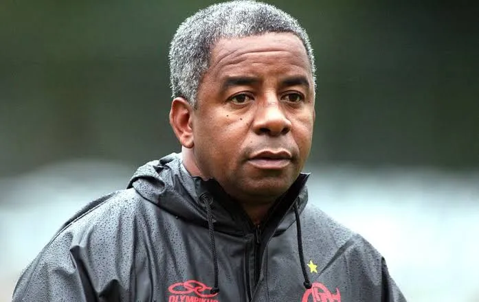 Campeão Mundial e ídolo rubro-negro, ele está no hospital desde o dia 29 de dezembro