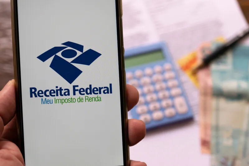 Brasileiro prefere deixar a entrega para os últimos dias, segundo as estatísticas