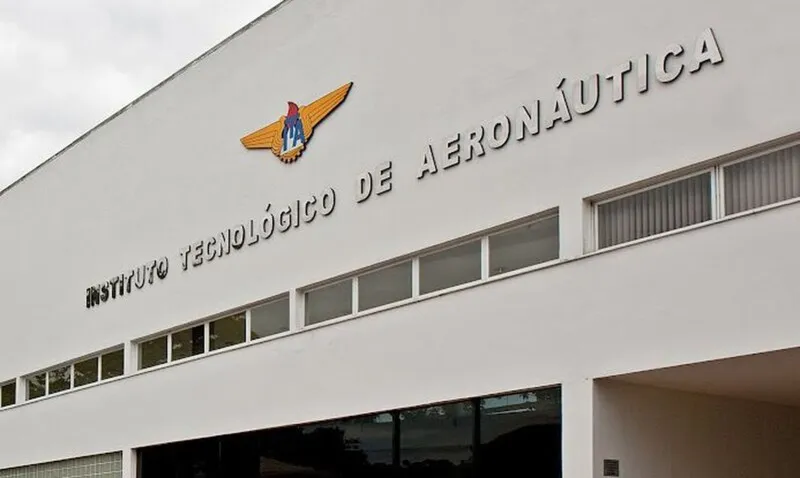 O edital do concurso foi retificado em setembro, e as inscrições foram excepcionalmente reabertas entre os dias 19 e 27