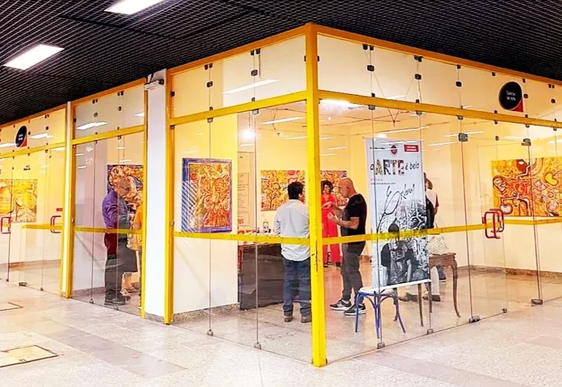 A exposição está aberta ao público na Universo, campus de Niterói.