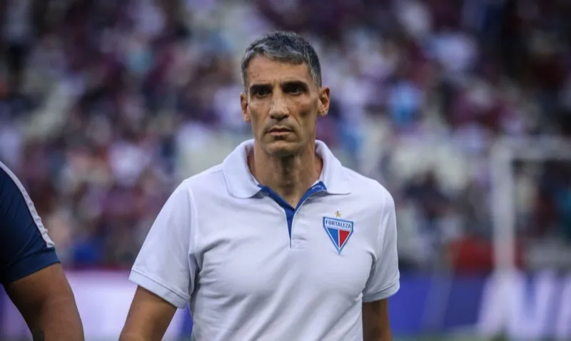 Juan Pablo Vojvoda, atual técnico do Fortaleza