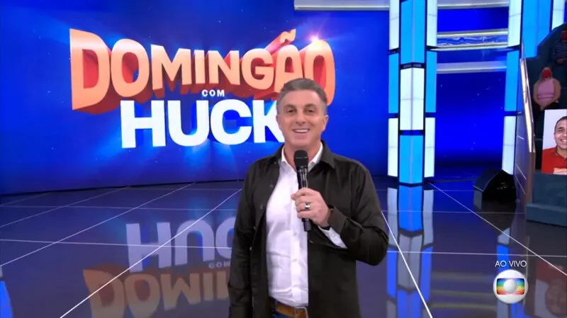 Programa de Luciano Huck registra ótima audiência no domingo (22)