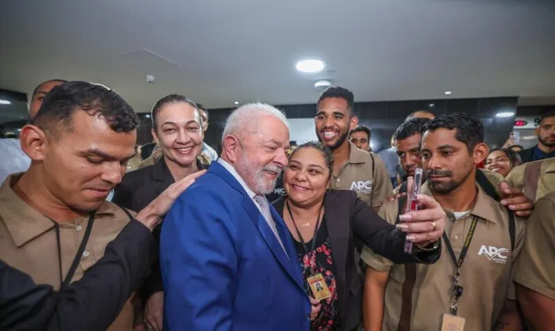 Presidente se encontrou com responsáveis pela limpeza