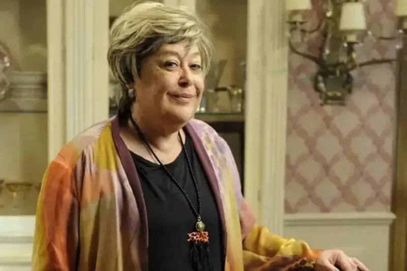 Ela é conhecida por papéis na TV Globo