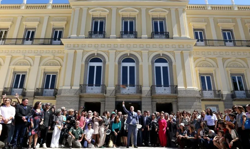 A partir deste sábado (3), o público já poderá se aproximar do prédio